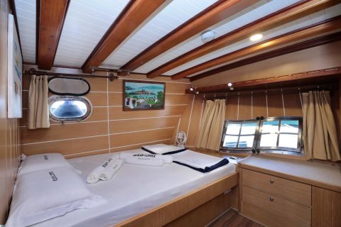 Double Cabins